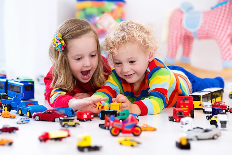 اسباب بازی هایی  که کودک را به کاوش و حل مسئله تشویق می‌کنند